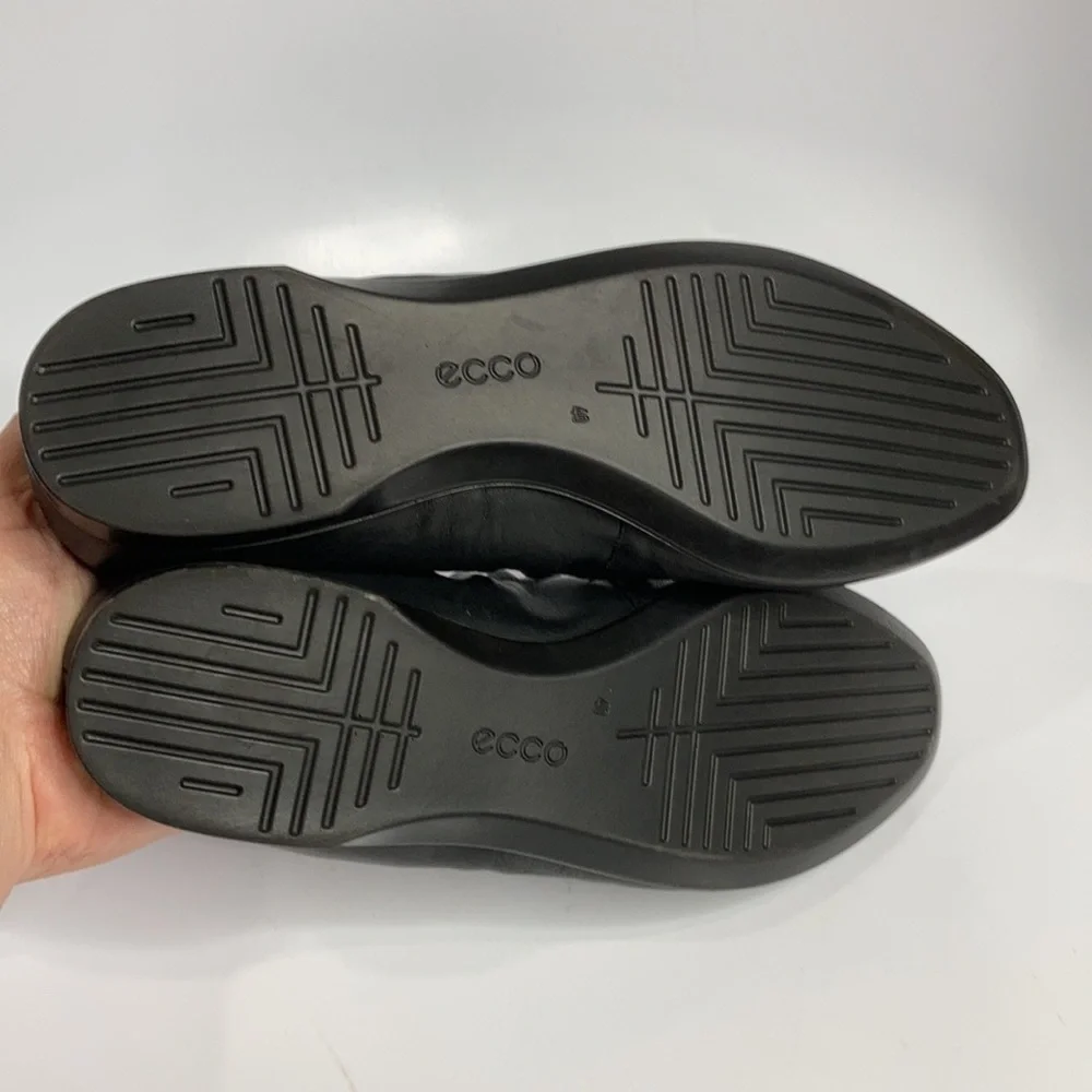 ECCO black‎ leather ballet flats size 40